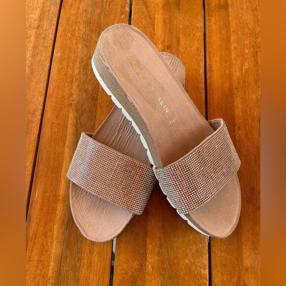 Anne Klein Going For It Womens Sz 9 Blinged Slip On Thick Soled Sandals Slides - Picture 1 of 7